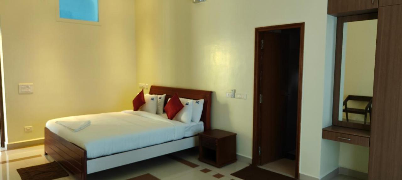 Seagull'S Nest Beach House - Unit Of Prohotel Chennai Exterior photo